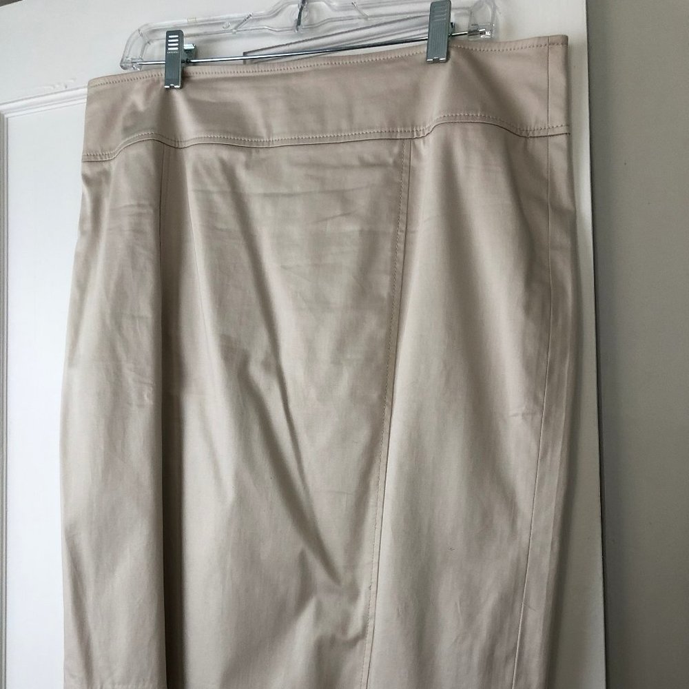 KHAKI SKIRT